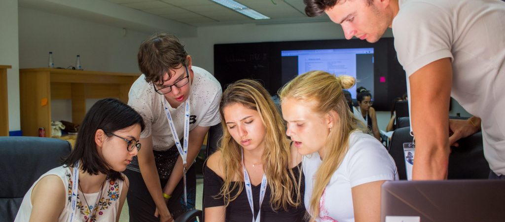 EYP_2019_ISValencia_JasonScofferi-5-of-6 EYP_2019_ISValencia_JasonScofferi-5-of-6